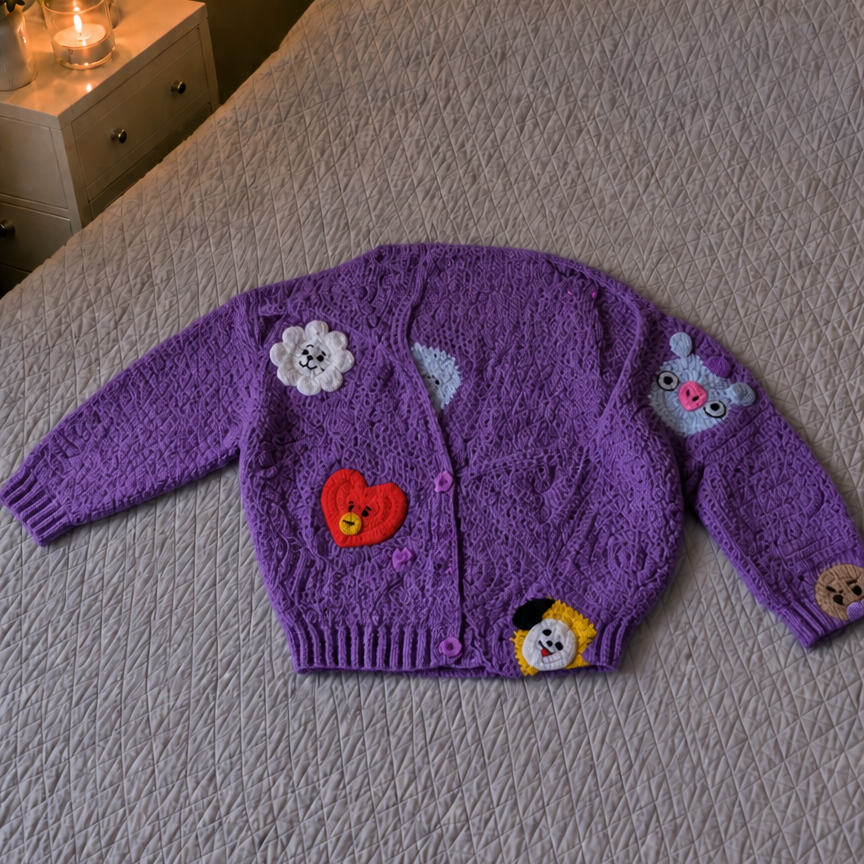 BT21 Sweater